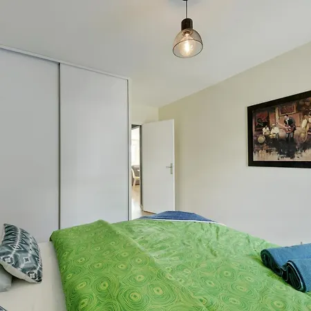 Chic Apart With Great View Of Paris Apartment