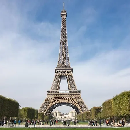 Chic Apart With Great View Of Paris