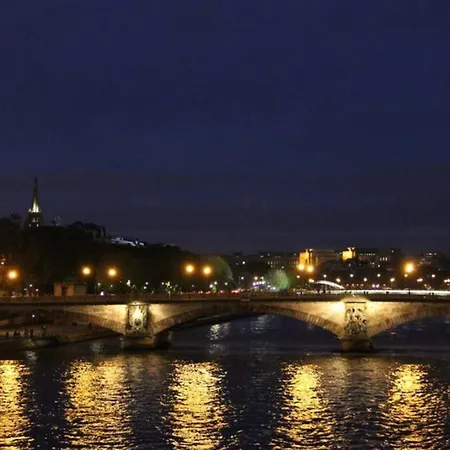 Chic Apart With Great View Of Paris *